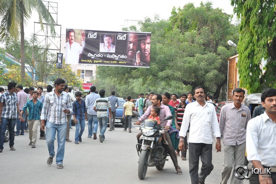 Rowdy-Movie-Pressmeet-at-Mallikarjuna-Theatre